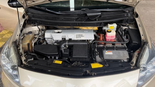 ឡានម្ចាស់ចង់ 13700$