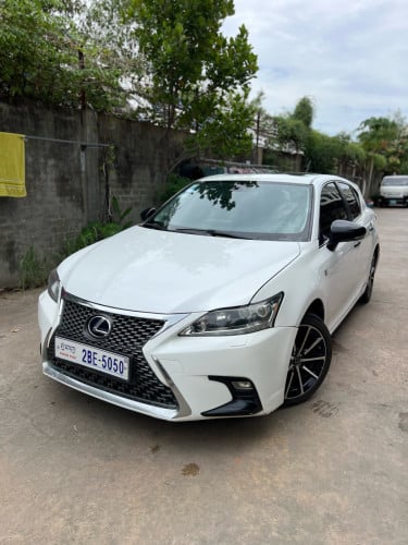សាង14200$ CT200h 012 full Premium ឈ្មោះខ្ញុំ
