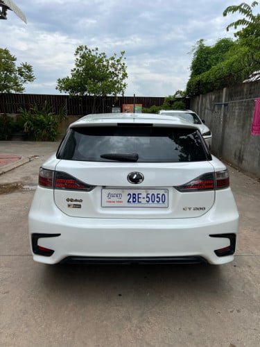 សាង14200$ CT200h 012 full Premium ឈ្មោះខ្ញុំ