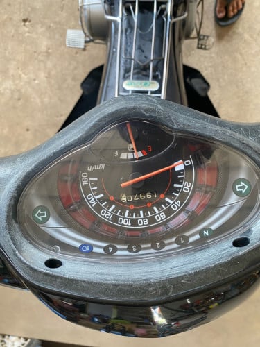 ម៉ូតូលក់សង់​ 15