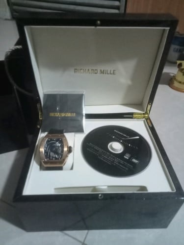 លក់វិញ150$ចរចាបាន