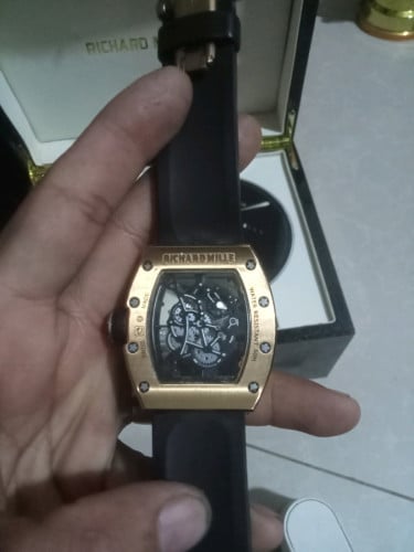 លក់វិញ150$ចរចាបាន