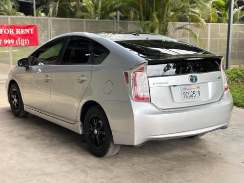 Toyota Prius 012 Option3 ដំបូលសឡា