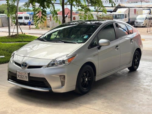 Toyota Prius 012 Option3 ដំបូលសឡា