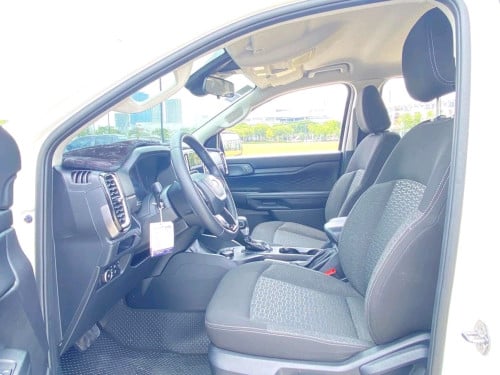 ម្ចាស់ទី1Ford XLT 2026 7,000km តម្លៃ $4X,500 ស្ដើង ចចា