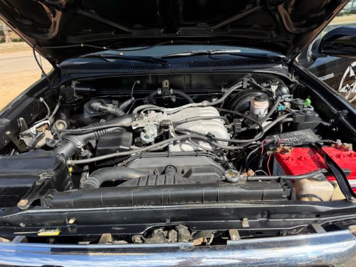 តាកូម៉ា ឆ្នាំ2000 V6