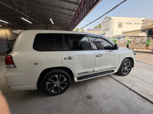 ឡង់2011ឡេីង2021លក់38000$ចចារ