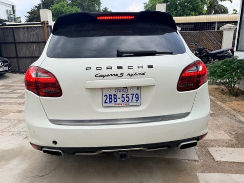 ឆ្នាំ2012 លក់ 14000$ចរចាេ
