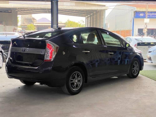 𝙋𝙧𝙞𝙪𝙨 2013 Plug In សន្សំសំចៃច្រើន#ចំនុចពិសេស ផែនឡានមូល ហ៊ានធានាកន្លះឆ្នាំ