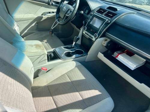 បេីក​ទូ​សប្ដាហ៍​ក្រោយ​នេះ​ 2014 TOYOTA CAMRY XLE HYBRID