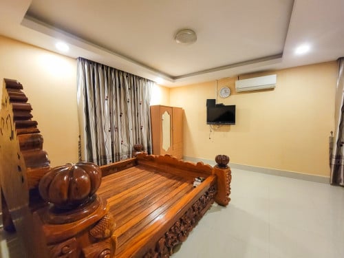 ផ្ទះវីឡាលក់ តម្លៃ240000$