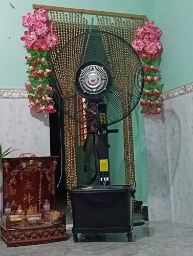 សង្ហារទឹក 30" ទើបតែទិញចង់លក់វិញ100$