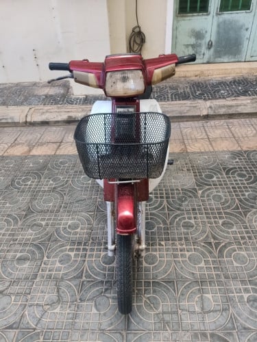 ម៉ូតូលក់ 350$ចរចារលក់ប្រញាប់លុយមានពន្ធកាតគ្រីត្រឹមត្រូវម៉ាសុីនស្ងាត់ជិស្រួល