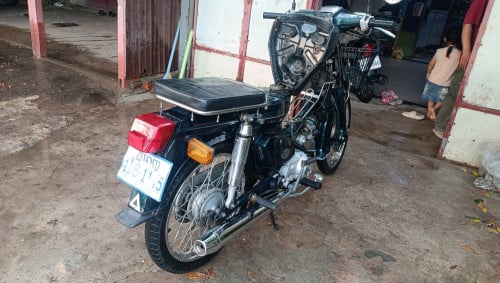 ម៉ូតូលក់480$ចចារ គុប៩០