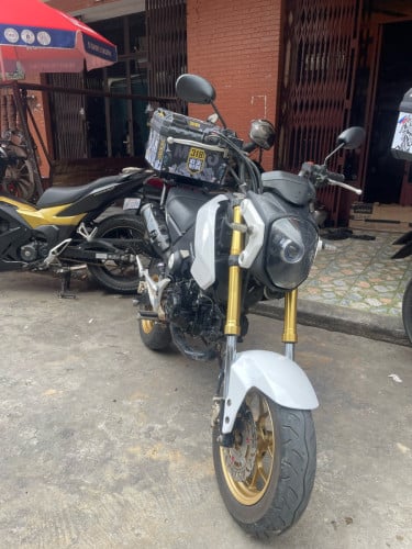 លក់ធូរថ្លៃៗ 490$ MSX 2015 ឲ្យទាំងគ្រឿង(ពន្ធកាតគ្រី)ម៉ាស៊ីនអេម ល្មមម៉ាចុះTripចូលព្រៃ 098240033