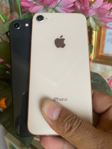 លក់8មុឺនរៀលiphone8g64g