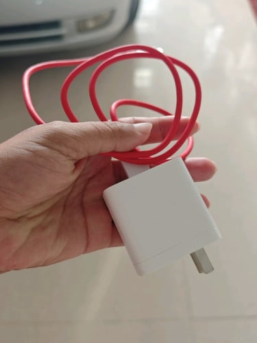 ដំសាក One Plus 80W