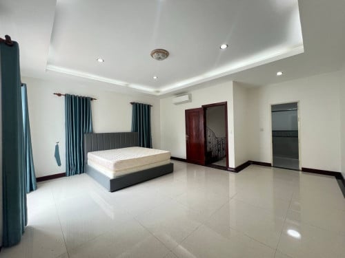 $850 | Twin Villa Sensok For Rent