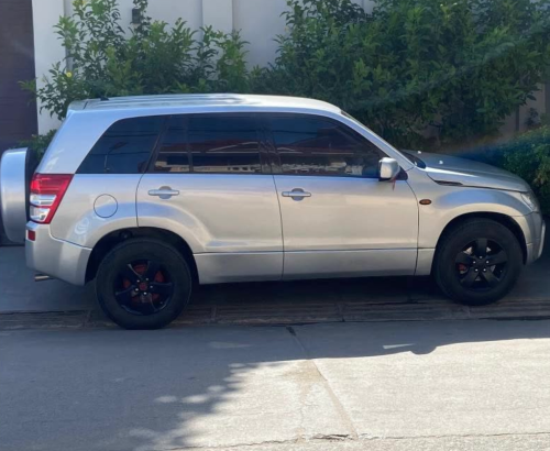 ឡានលក់នៅស្អាត តំលៃ 8900$ ឆ្នាំ 2009