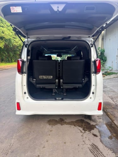 មហាថ្មីAlphard 2019 Executive Lounge full option
