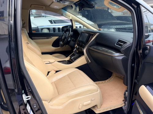 ចង់លក់Alphard Royal Lounge 2018 ឡើង LM លក់ 55000$ចរចារ