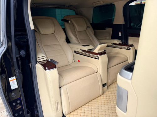 ចង់លក់Alphard Royal Lounge 2018 ឡើង LM លក់ 55000$ចរចារ