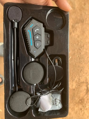 ថ្មីប្រអប់កាស bluetooth ដាក់មួកការពារ