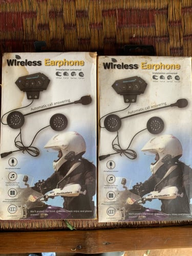 ថ្មីប្រអប់កាស bluetooth ដាក់មួកការពារ
