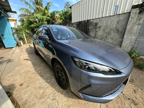 ខ្ញុំចង់លក់Byd Seal 05 2025 ឡានថ្មីណាស់ លក់តែ 17800$