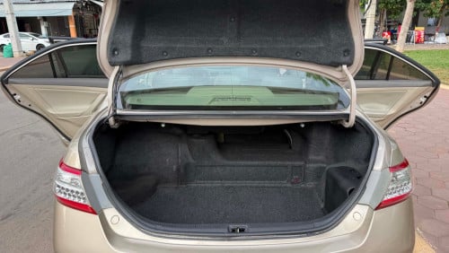 មហាសែនថ្មី Camry 08 hybrid full ម្ចាស់ដើម
