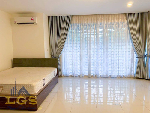 វីឡាភ្លោះ កែង សម្រាប់ជួល |Conner Twin Villa for Rent  📍ទីតាំងបុរីប៉េងហួតបឹងស្នោ ផ្លូវជាតិលេខ1.