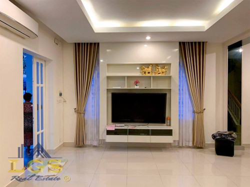 វីឡាភ្លោះ កែង សម្រាប់ជួល |Conner Twin Villa for Rent  📍ទីតាំងបុរីប៉េងហួតបឹងស្នោ ផ្លូវជាតិលេខ1.