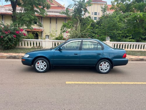 ឡានលក់ Corolla 1994 ឡានស្អាត