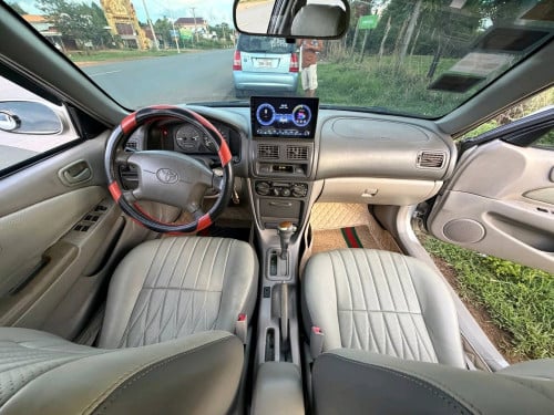 លក់ Corolla ឆ្នាំ 2000 LE ពណ៌ប្រាក់
