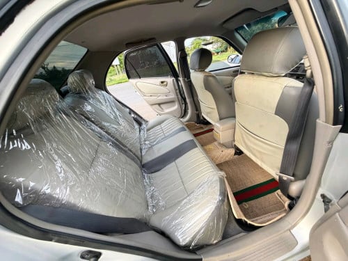 លក់ Corolla ឆ្នាំ 2000 LE ពណ៌ប្រាក់
