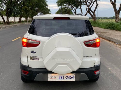 ថ្មីណាស់​ Ford Eco Sport 2022​ ម្ចាស់ដេីមទិញថ្នី​ ខ្លាញ់គោ​ 98%