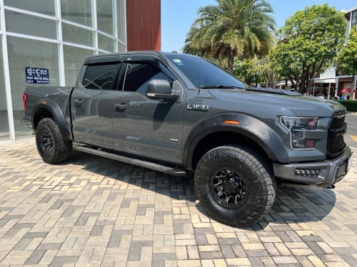 - Ford F-150 Supercharger Up Raptors