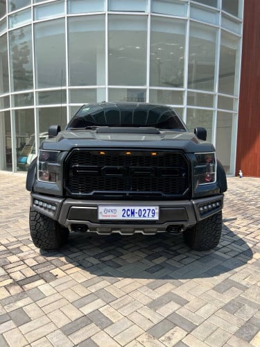 - Ford F-150 Supercharger Up Raptors