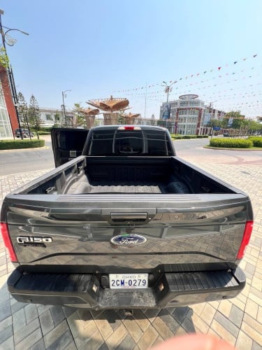 - Ford F-150 Supercharger Up Raptors