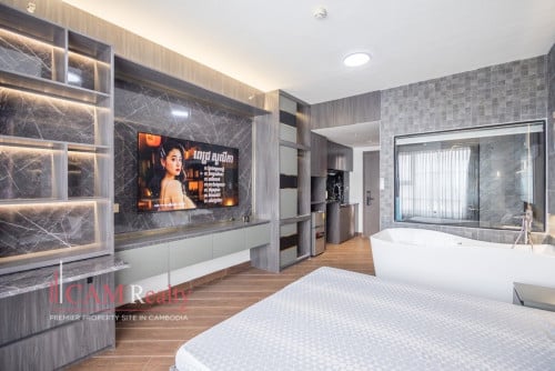#ForSale 27th Floor 2 Bedroom Condo For Sale in Skylar by Meridian