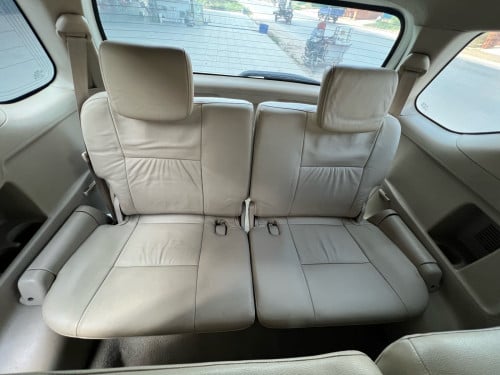 ឡានថ្មីដាច់ Fortuner 2008 ទឹកថ្នាំហ្ស៊ីន95%