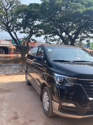 ឡាន H1 ឆ្នាំ019 លក់17000$ចចារ