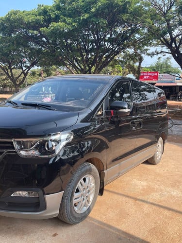 ឡាន H1 ឆ្នាំ019 លក់17000$ចចារ