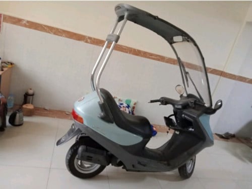 លក់ម៉ូតូHonda Calina 05