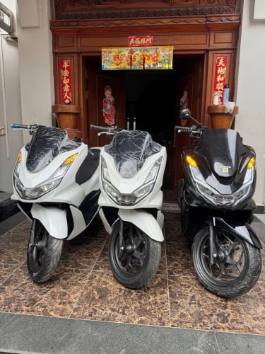 ប្រភេទម៉ូតូថ្មីក្រដាសពន្ធHONDA PCX កំម្លាំង 125cc តម្លៃគួរសមបងៗ