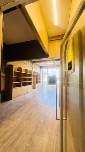 ហាងជួលនៅទួលទំពូង  I Shop for Lease at Toul Tompoung