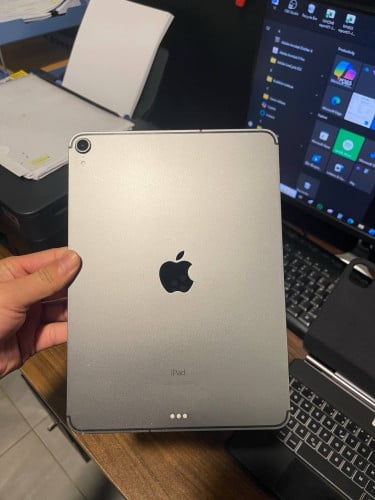 លក់ IPad Pro 64G 2018 11inches (Full Set)