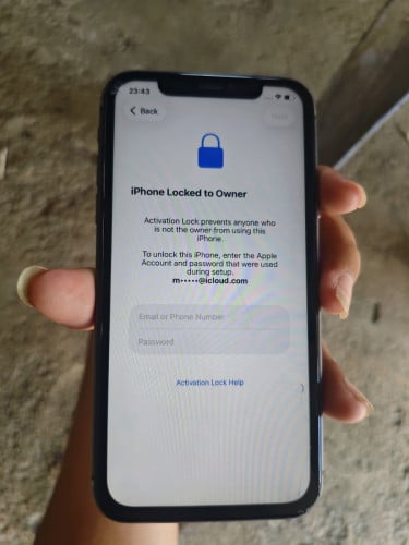 លក់ទូរស័ព្ទ iphone 11 ជាប់ icloud