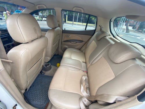 ឡានលក់kia morning 04 Full ឯកសារគ្រប់ធានាឡានស្អាតថ្មី  អត់បុកអត់ពុក ក្នុងលឿង  ម៉ាស៊ីនត្រជាក់រងារ