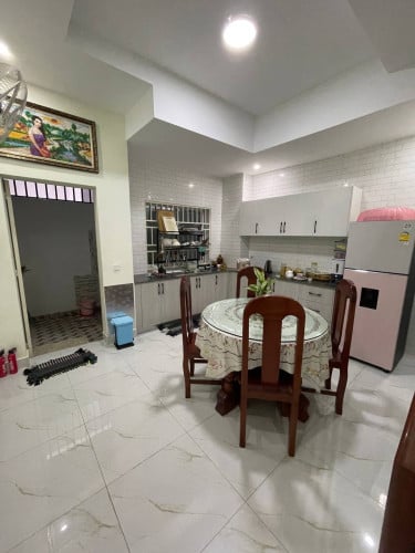 ផ្ទះជួល បុរីរំចេក តម្លៃ l rent Price : 400$